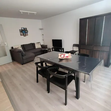 Op Zeedijk * Wenduine